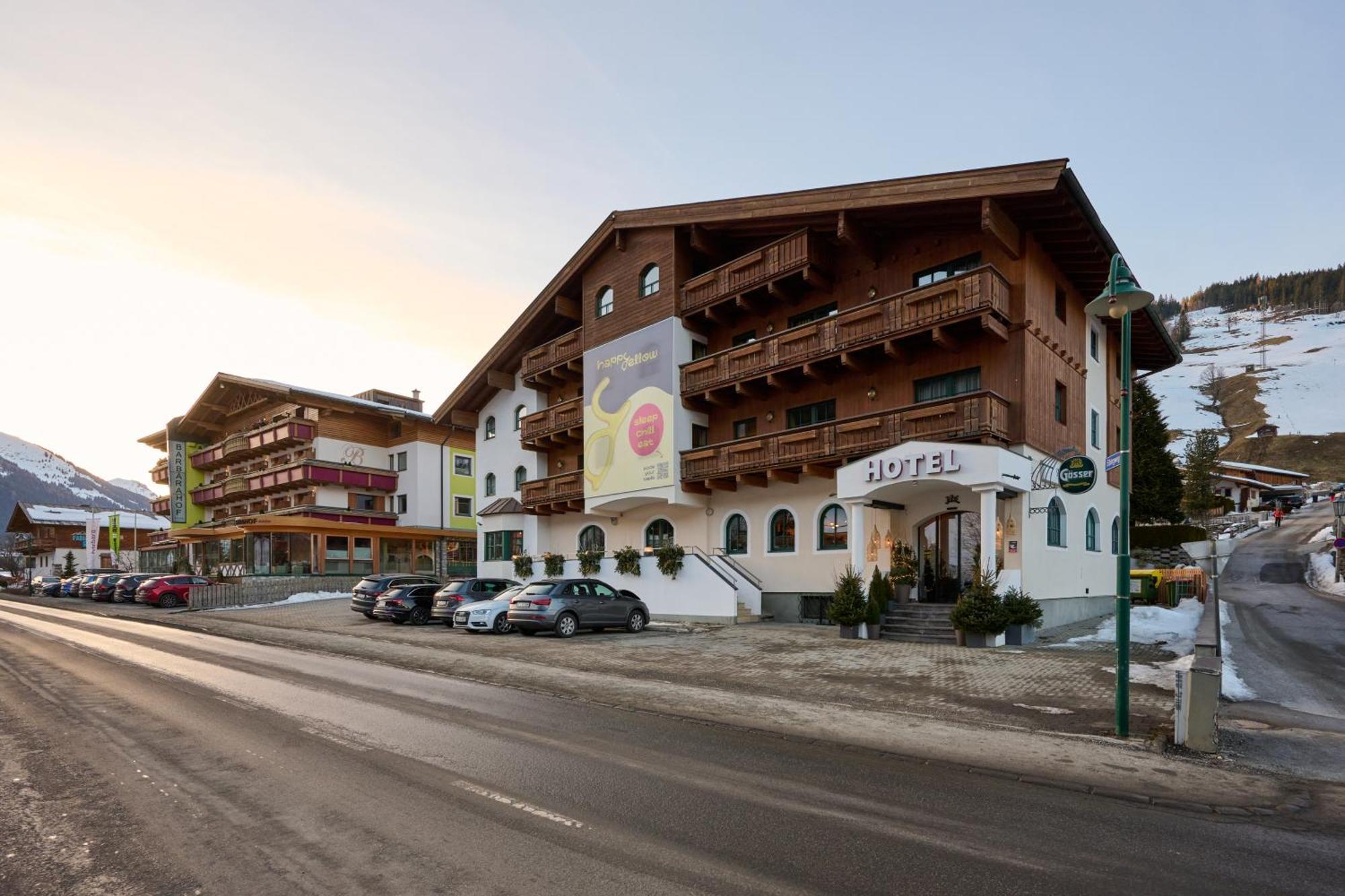 Boutique House Happyellow Saalbach-Hinterglemm Exterior foto
